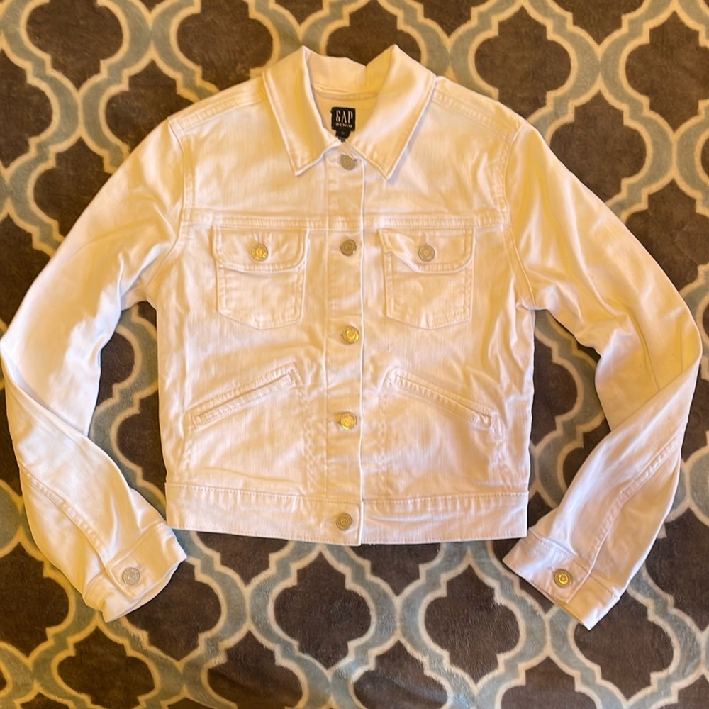 GAP Denim women’s white jeans jacket size XS